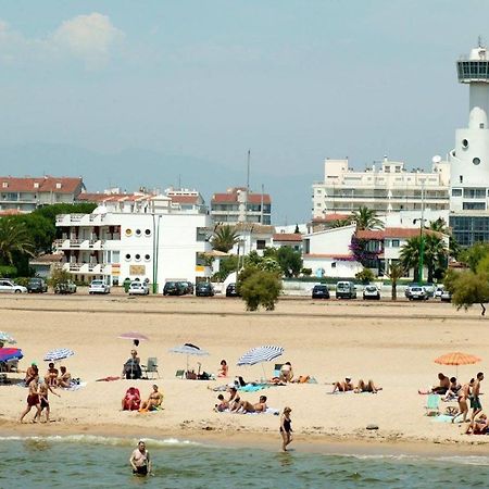 艾姆布里亚布拉瓦Casa Cartago别墅 外观 照片